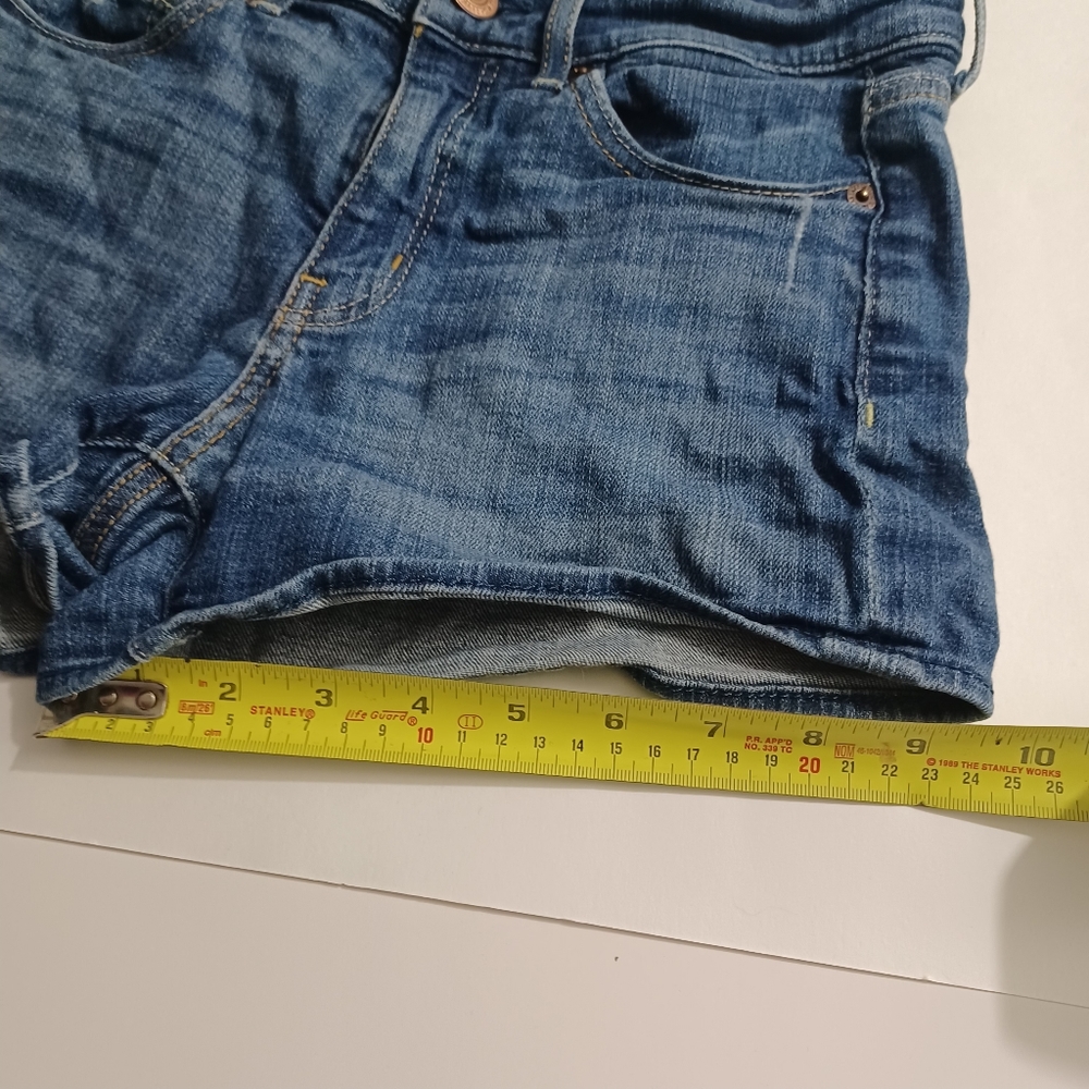 American Eagle Denim Shorts Size 2 Blue -Slightly Distressed -Stretch -AEO - Picture 8 of 12